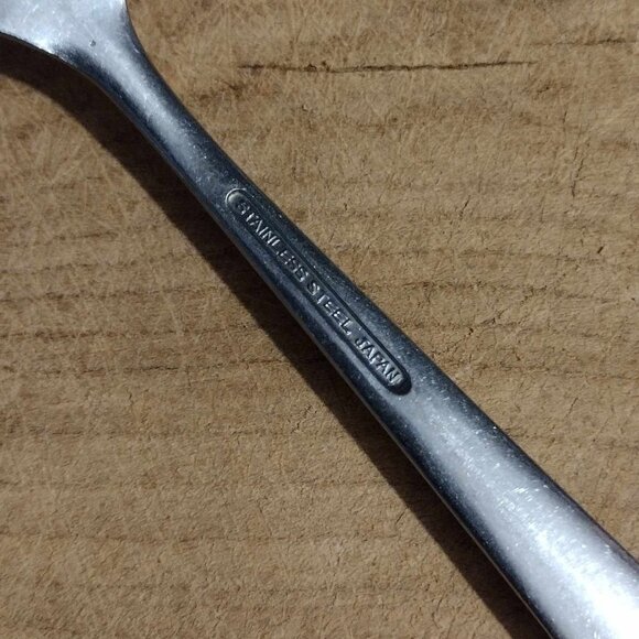 Replacement Flatware - Stainless Steel Japan Dinner Fork - Picture 4 of 4